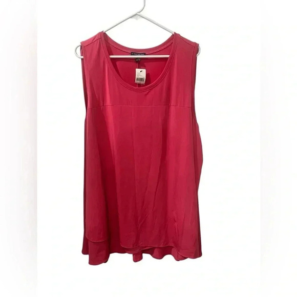 Lane Bryant Tops - Lane Bryant tank pink size 26/28 NWT